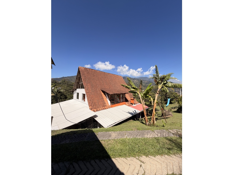 Venta de Casa Campestre en La Estrella - Tablaza - 3