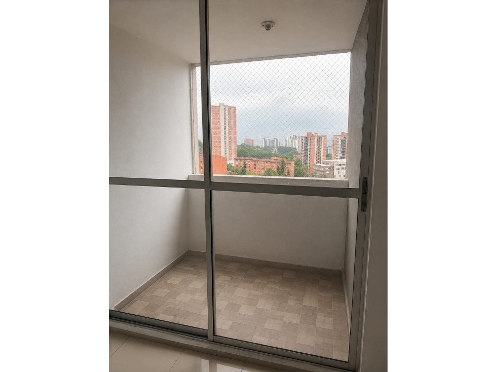 Venta Apartamento Robledo una cuadra de la 80-Universidad Santo Tomas — foto 2