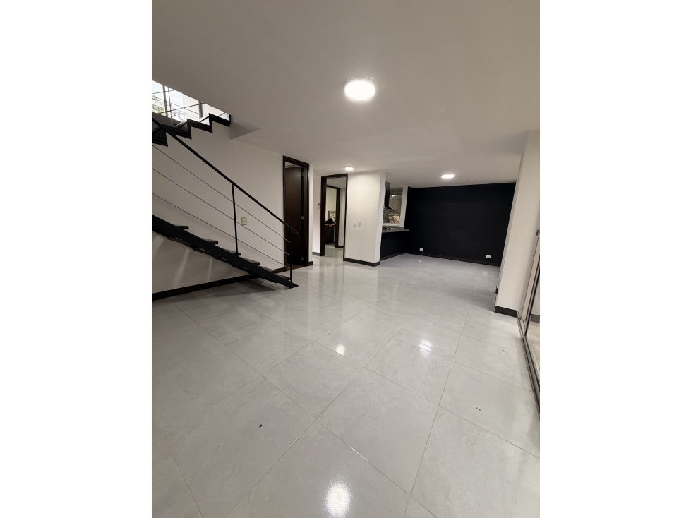 Venta de Casa en La Estrella - Casa Jardín