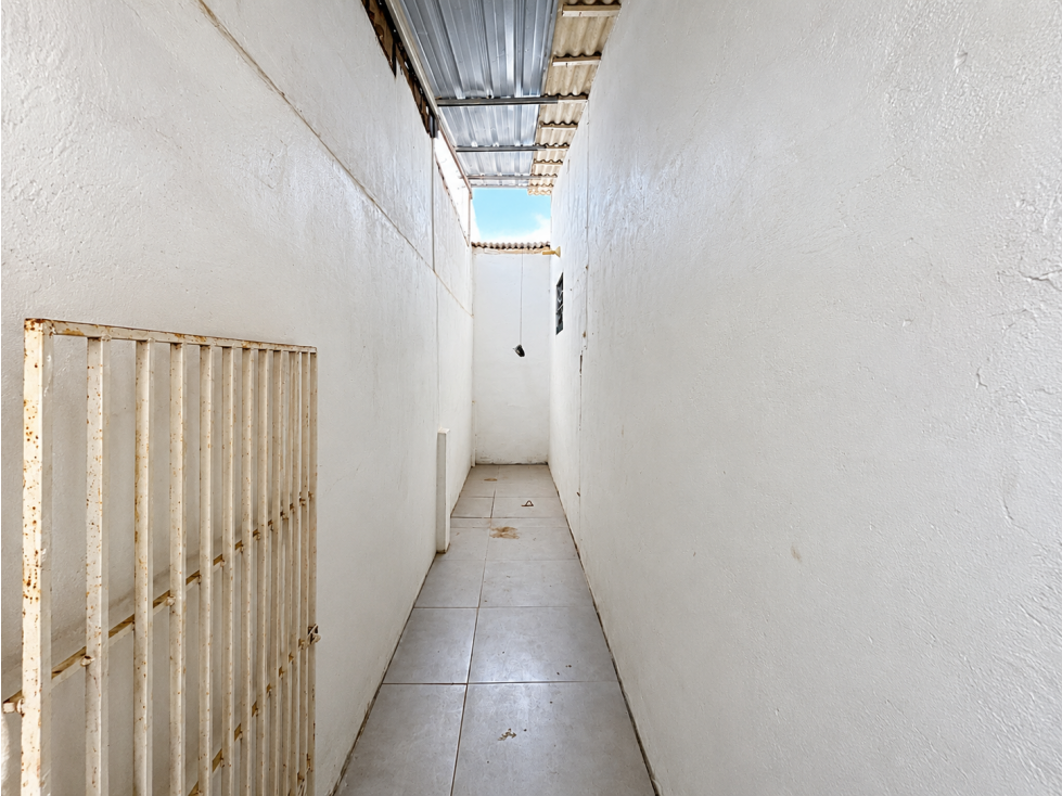 CASA EN VENTA EN LA ENTRADA DE PLAYAS VILLAMIL — foto 3