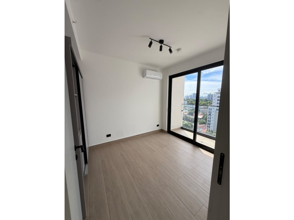 ALQUILER DE APARTAMENTO EN PH HUB