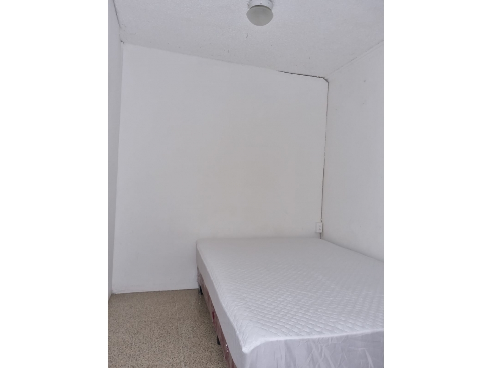 ALQUILER DE APARTAMENTO EN VIA ESPAÑA — foto 4