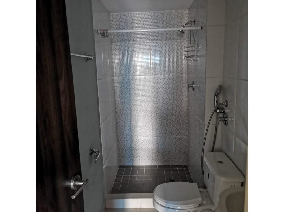 ALQUILER DE APARTAMENTO EN PH MONSERRAT — foto 2