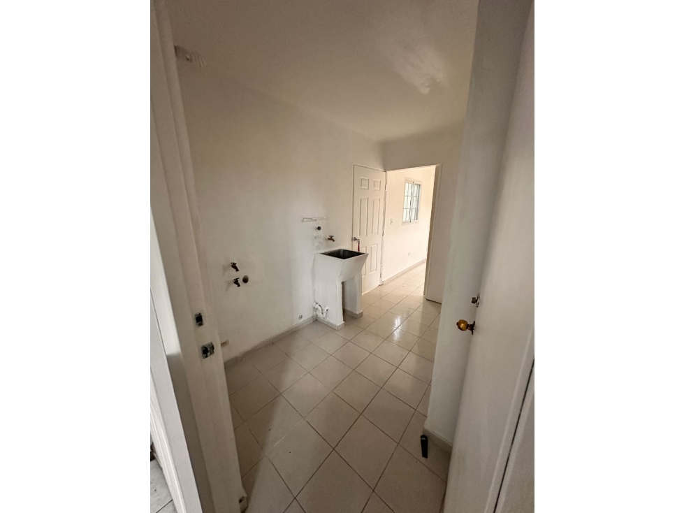 ALQUILER DE CASA EN SAN ANTONIO — foto 4