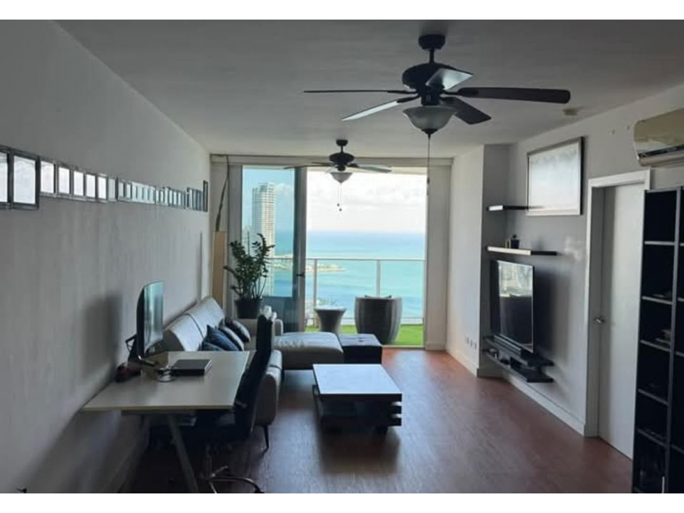 ALQUILER DE APARTAMENTO EN PH WHITE TOWER