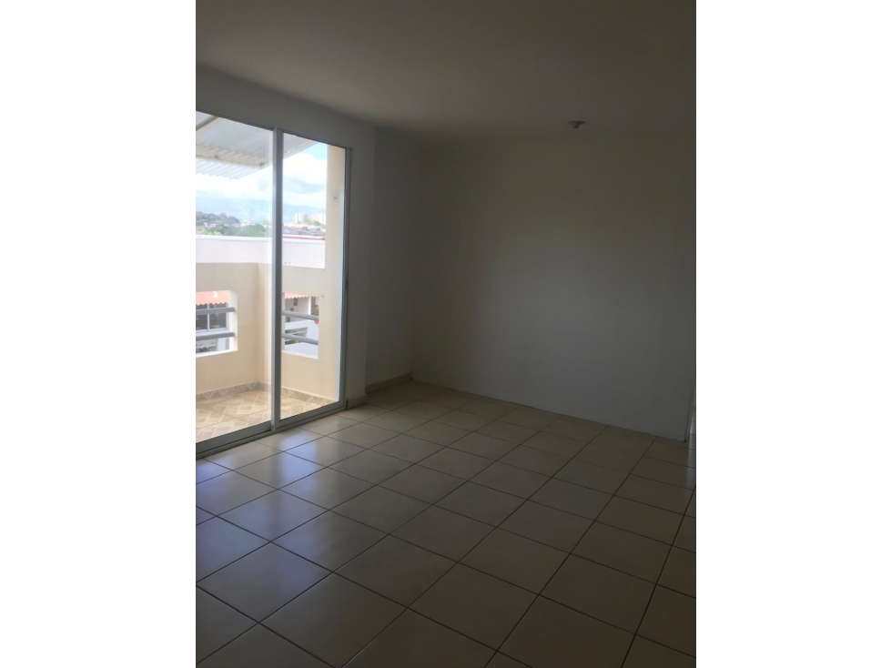 JUAN DIAZ, VENDO APARTAMENTO 64MTS2