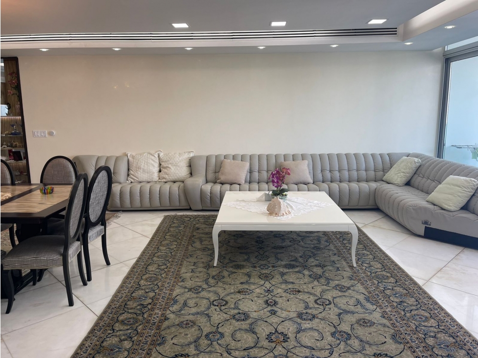 PAITILLA, ALQUILO EXCELENTE APARTAMENTO AMOBLADO 309mts2