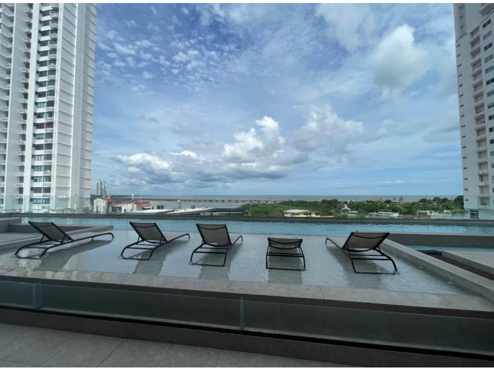 En Venta Apartamento Coco del Mar/vía Cincuentenario