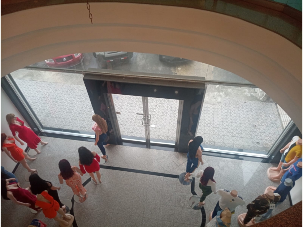Zona Libre de Col n vendo local comercial mts - 2