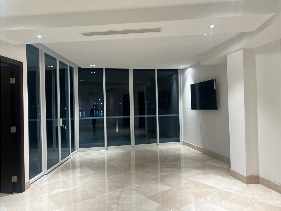 Punta Paitilla , alquilo elegante apartamento de 315mts2 — foto 3