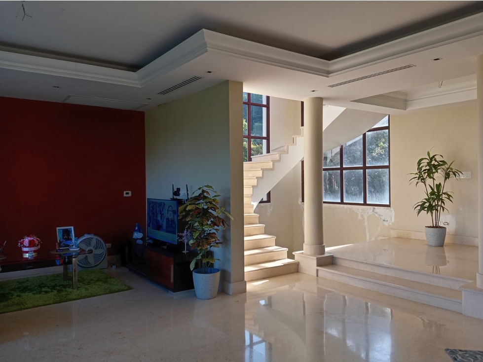 Venta de Casa Las Cumbres — foto 4