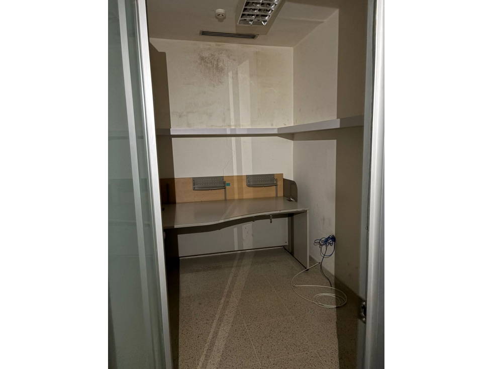 OBARRIO, ALQUILO LOCAL IDEAL PARA SALÓN DE BELLEZA 170MTS2 - 4