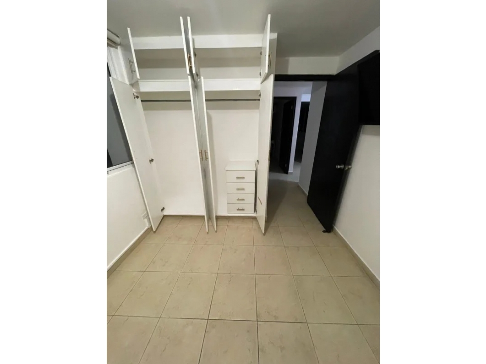 VÍA 12 DE OCTUBRE, VENDO CÓMODO APARTAMENTO DE 98MTS2 — foto 5