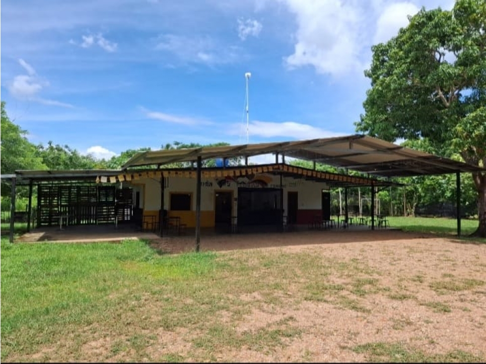 Aguadulce se vende terreno con negocio y patente completa — foto 5