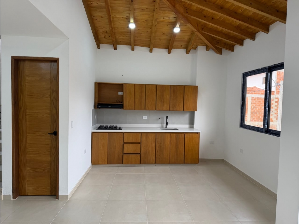 Casa en venta en El Carmen de Viboral, Antioquia — foto 2