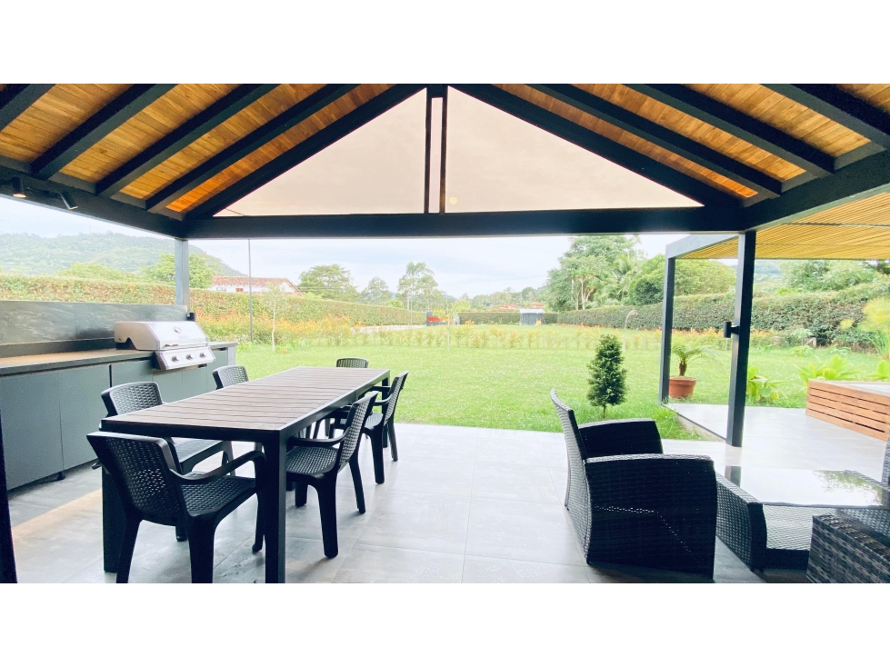 Casa campestre en arriendo en Rionegro, Antioquia Vereda Pontezuela — foto 3