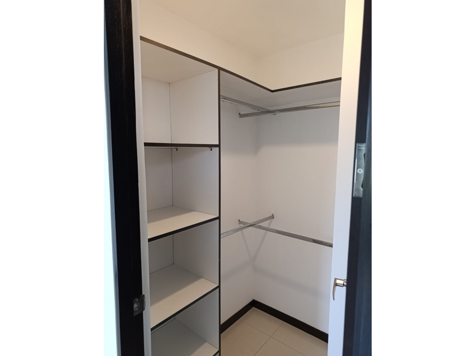 Apartamento en Arriendo Makalu, Sector Los Colegios, Rionegro — foto 4