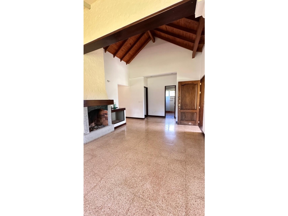 Casa campestre en arriendo en La Ceja Parcelación El Tambo — foto 5