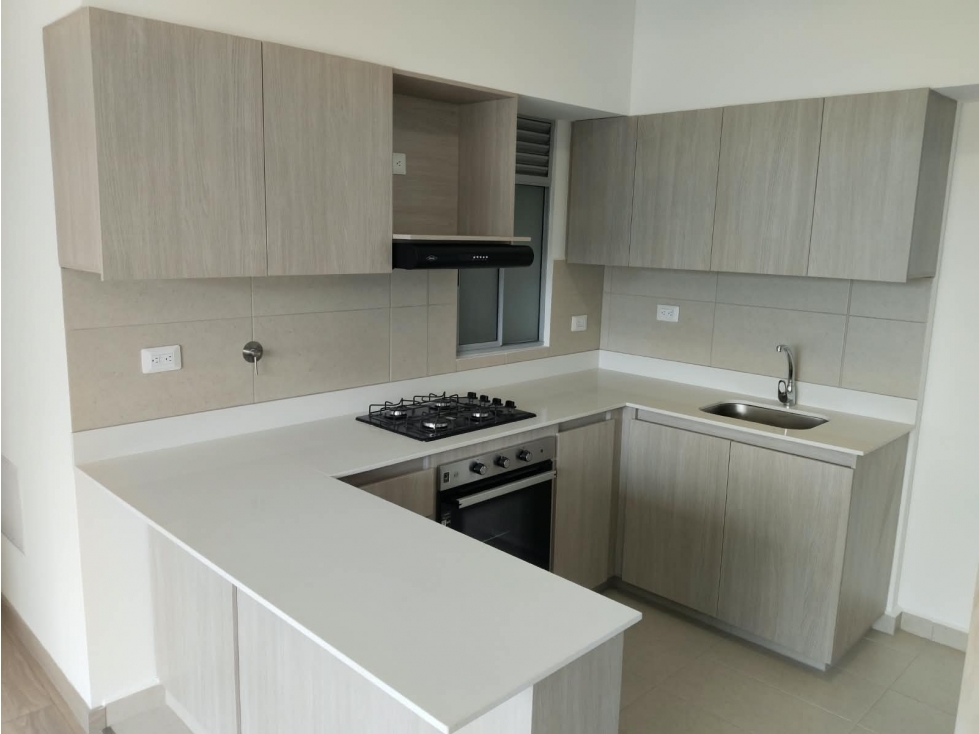 Apartamento en Arriendo Unidad Vivari, San Nicolás, Rionegro — foto 2