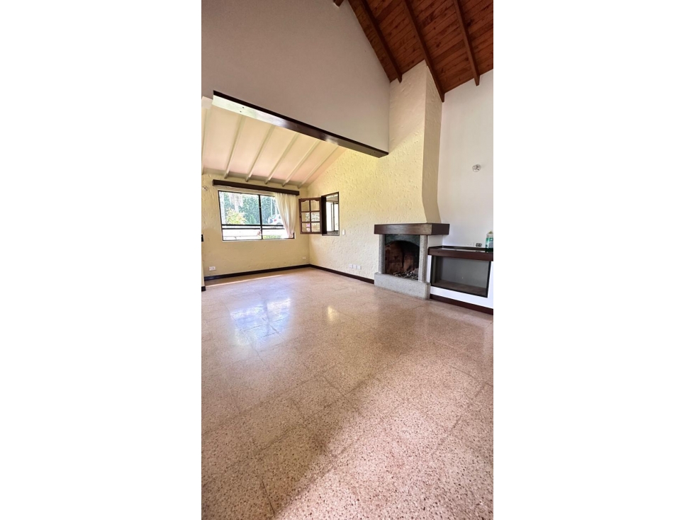 Casa campestre en arriendo en La Ceja Parcelación El Tambo — foto 6