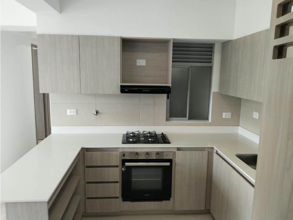 Apartamento en Arriendo Unidad Vivari, San Nicolás, Rionegro