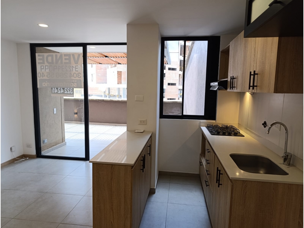 Apartamento en arriendo en San Antonio de Pereira Unidad Medieval — foto 4