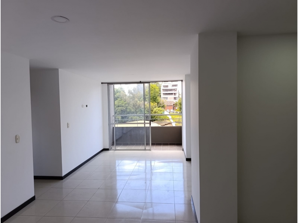 Apartamento en Arriendo Makalu, Sector Los Colegios, Rionegro — foto 2