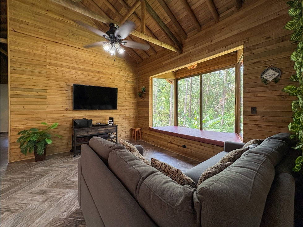 Retiro de Montaña de Madera en Venta en Altos del María — foto 6