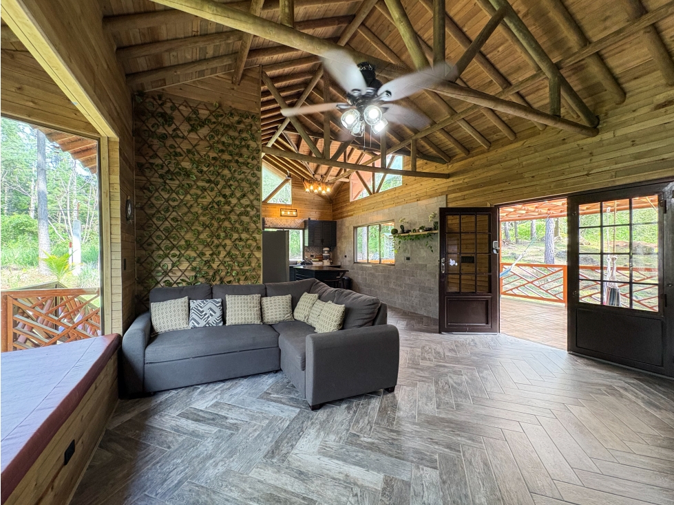 Retiro de Montaña de Madera en Venta en Altos del María — foto 4