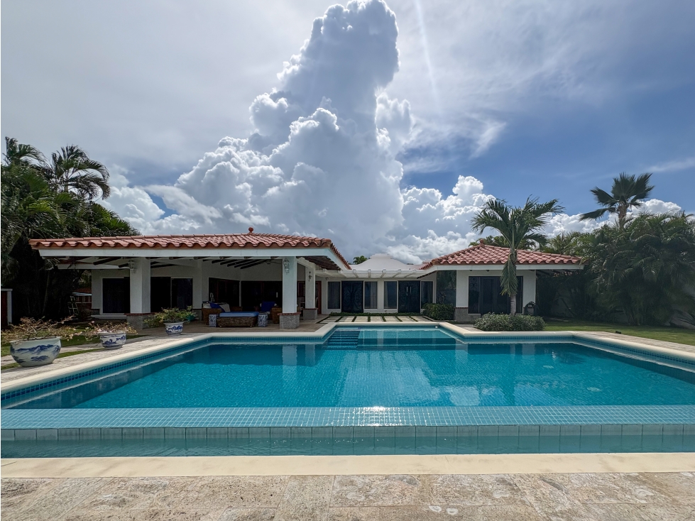 Oceanfront Living at Its Finest Vista Mar