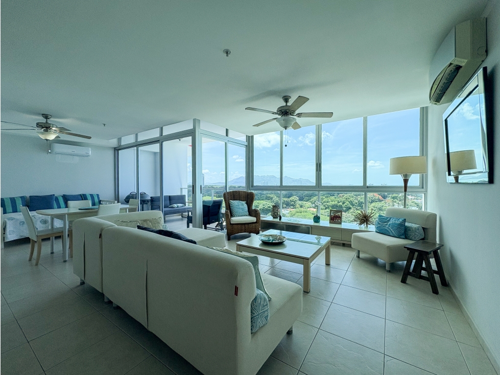 One-Bedroom Unit for Sale at Coronado Bay