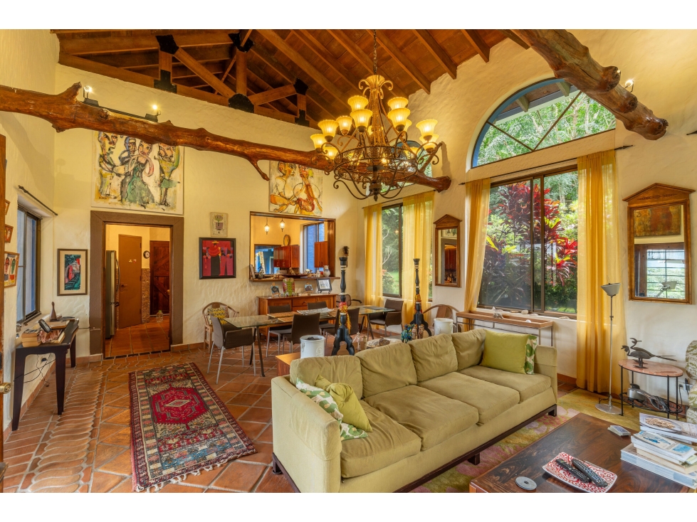Se Vende Villa Colonial de Montaña en El Valle Panamá - 4