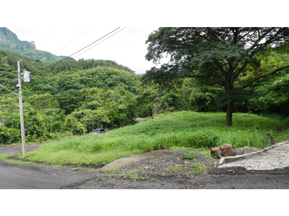 Build-Ready Lot For Sale in Altos del Maria — foto 2