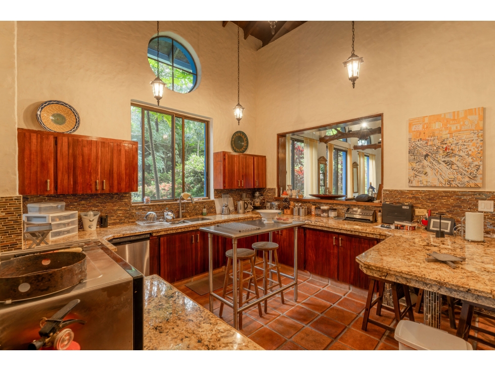 Se Vende Villa Colonial de Montaña en El Valle Panamá - 6