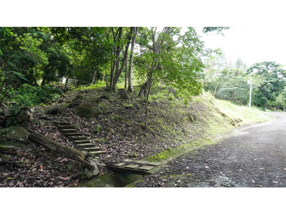 Build-Ready Lot For Sale in Altos del Maria — foto 5