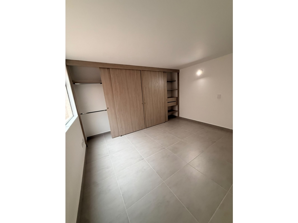 OPORTUNIDAD EN EL CORAZÓN DE LAURELES - LOS OLEAJES — foto 2