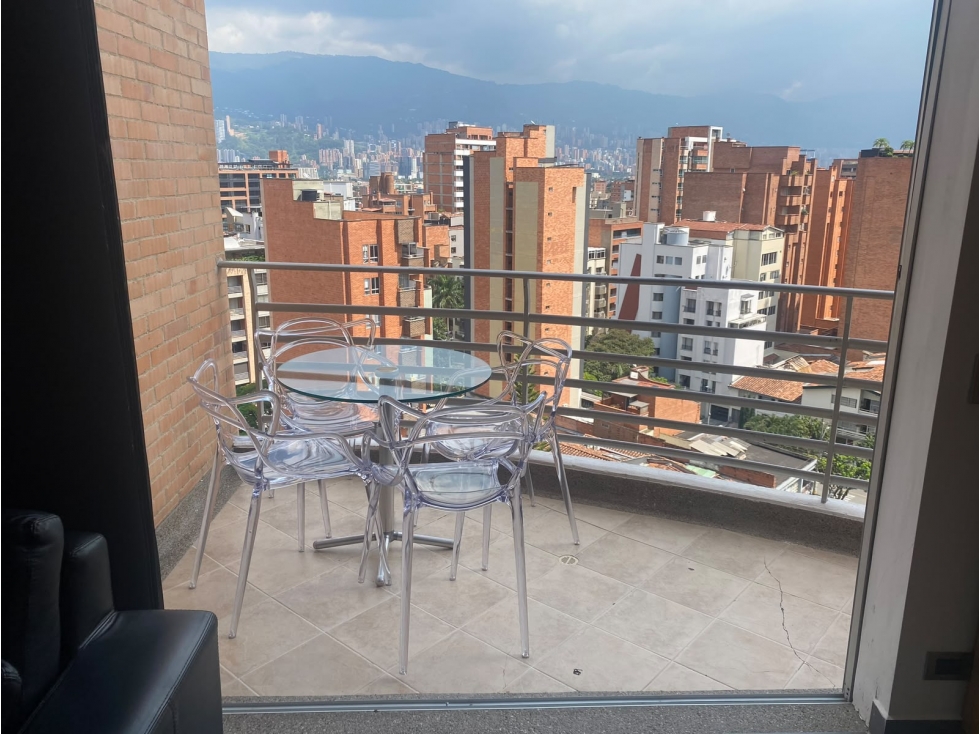 APARTAESTUDIO EN VENTA EN EL CORAZON DE LAURELES