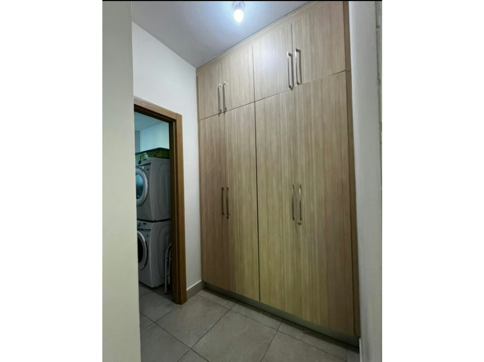 SE VENDE HERMOSO APARTAMENTO FRENTE AL MAR EN BIJAO AMOBLADO - 3