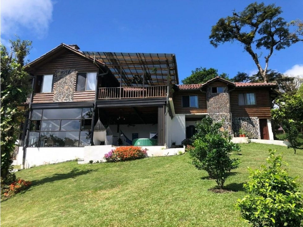 Venta de casa en Altos de Maria