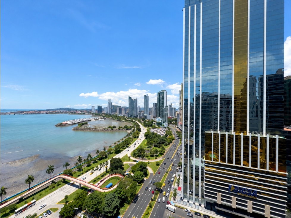 Alquiler de Apartamento frente al mar Av. Balboa