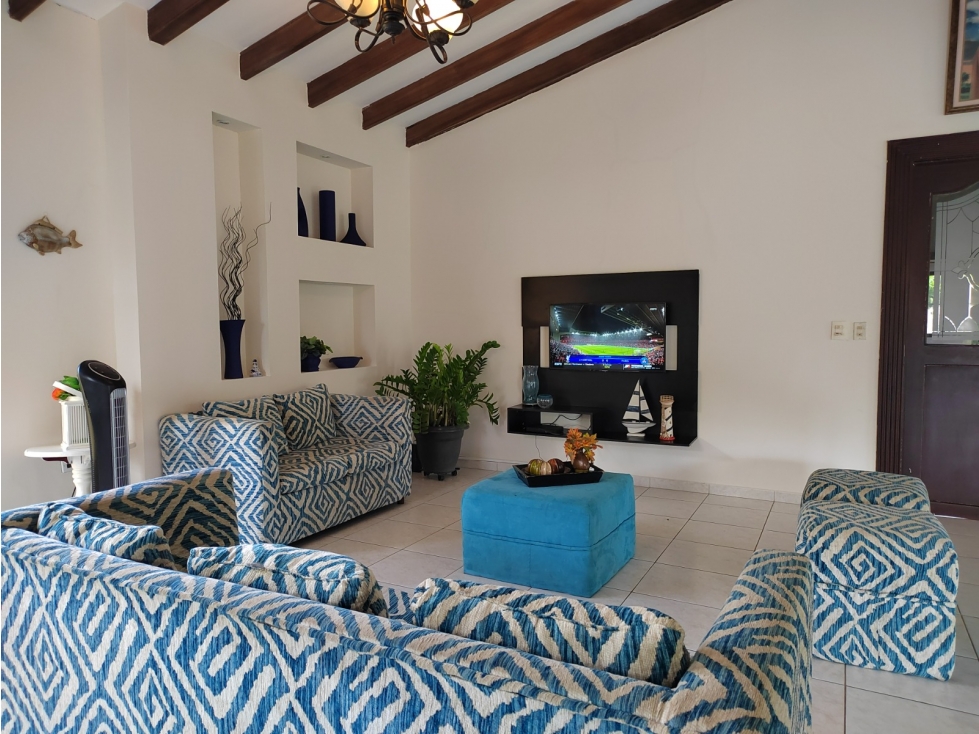 Alquiler de casa amoblada con piscina privada en Coloncito — foto 5