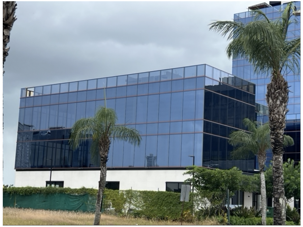 SE VENDE EDIFICIO DE OFICINAS EN SANTA MARIA BUSINESS PARK — foto 2