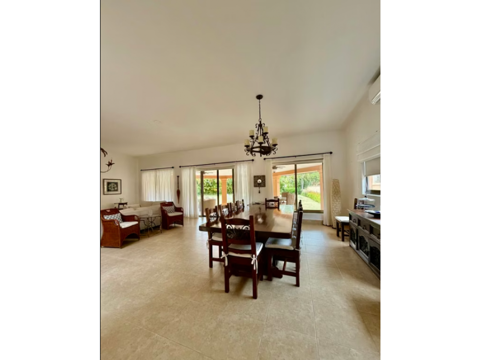 CASA EN VENTA EN BUENAVENTURA - 2