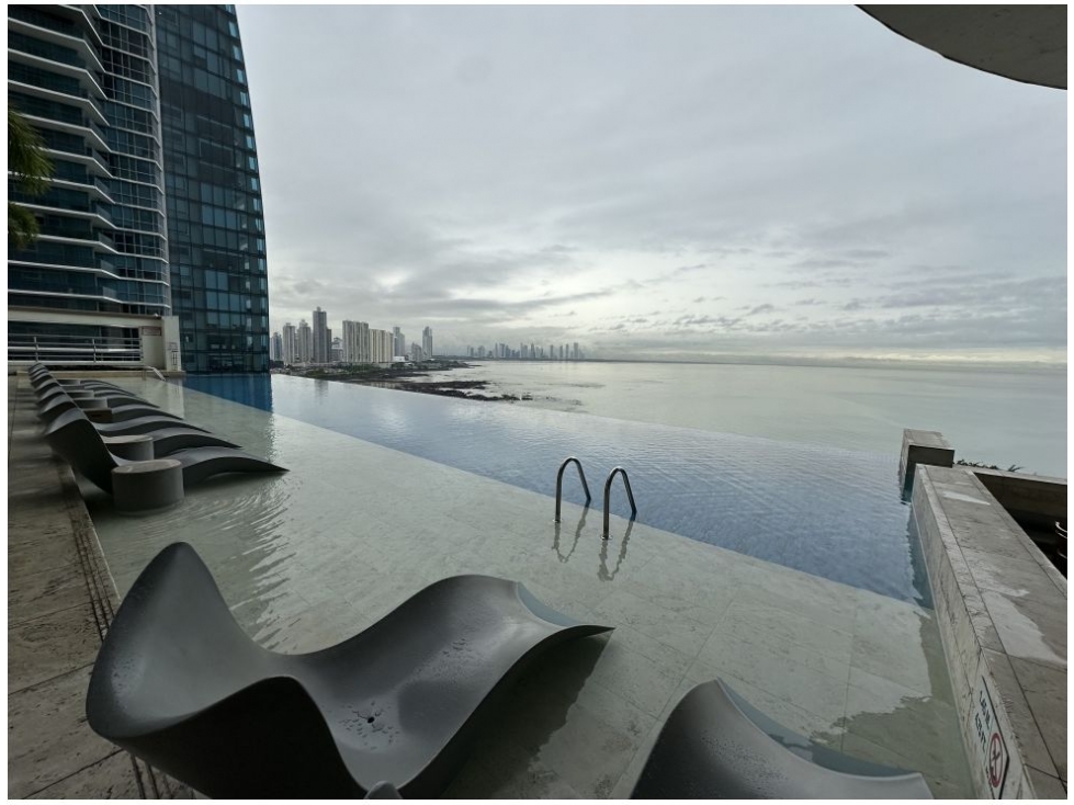 SE VENDE APARTAMENTO EN PUNTA PACÍFICA