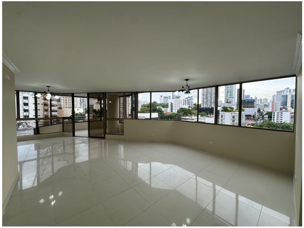 SE VENDE APARTAMENTO EN MARBELLA - 3