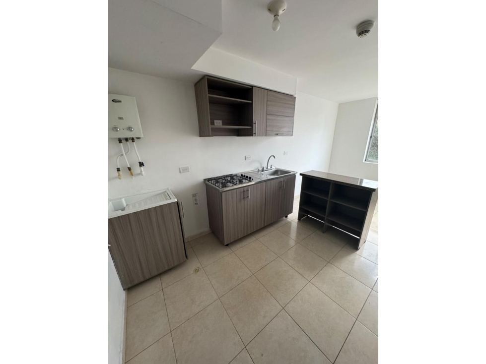 ¡APARTAESTUDIO EN ARRIENDO AL NORTE DE LA CIUDAD! - 3