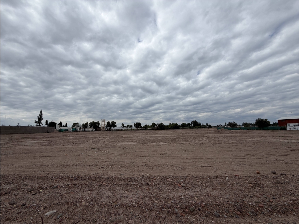 TERRENO EN VENTA - 5