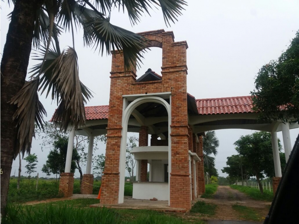 VENDO LOTE 800 M2 EN CONDOMINIO LAS GARZAS RESORT - PTO LOPEZ (META) - 1