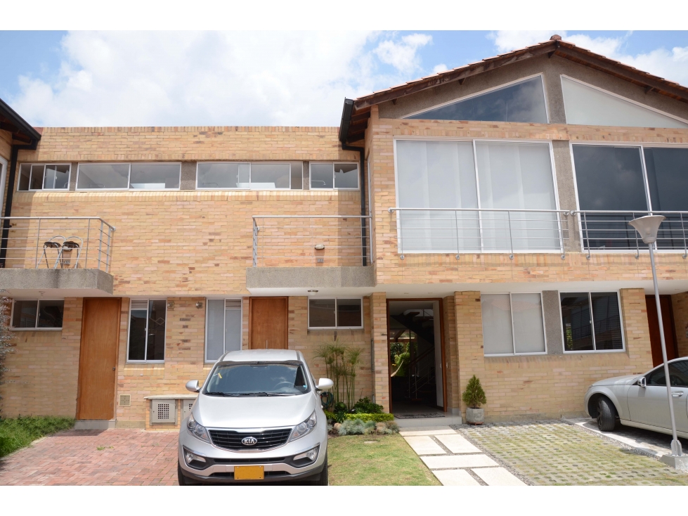 SE VENDE CASA 142 M2 EN PARQUES DEL NOGAL EN CHIA CUNDINAMARCA — foto 2