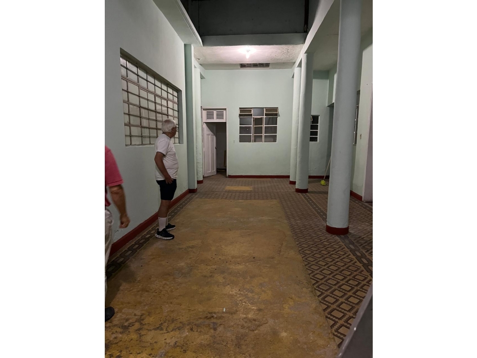SE VENDE EDIFICIO 658 M2 EN 3 PISOS Y RENTANDO - 6